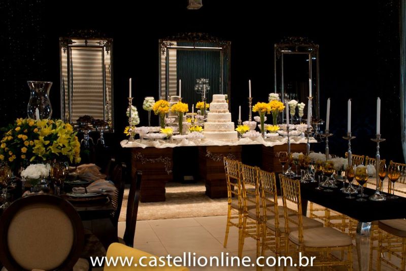 Decoração em amarelo - Castelli Hall